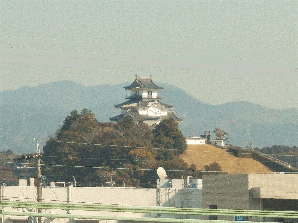 掛川城の新幹線車窓写真