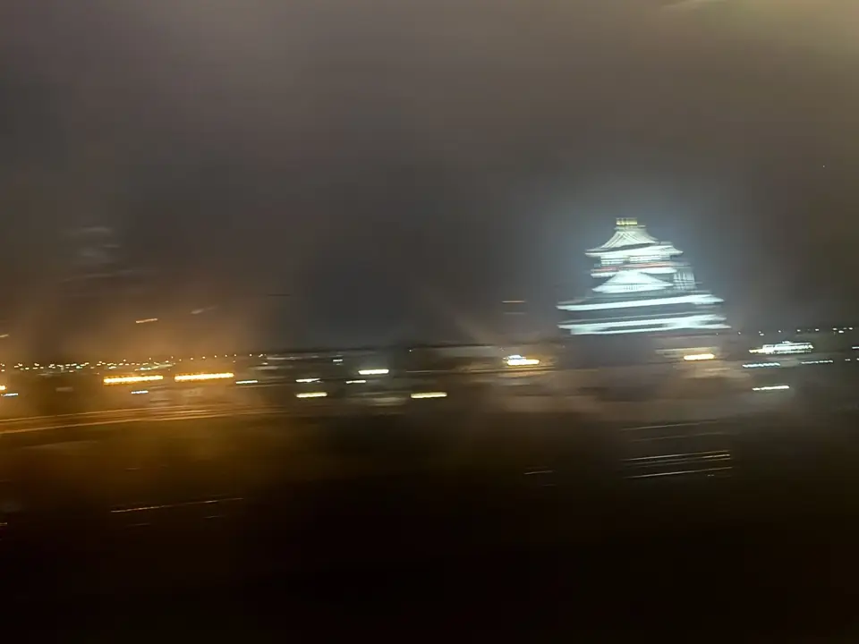 夜間點燈的清洲城